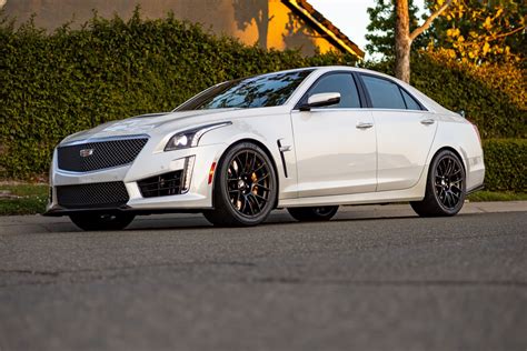 Cadillac Gen 3 CTS-V with 19" EC-7RS Wheels in Satin Black