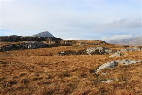 Rock bands of Creagan na Speireig © Alan Reid :: Geograph Britain and Ireland