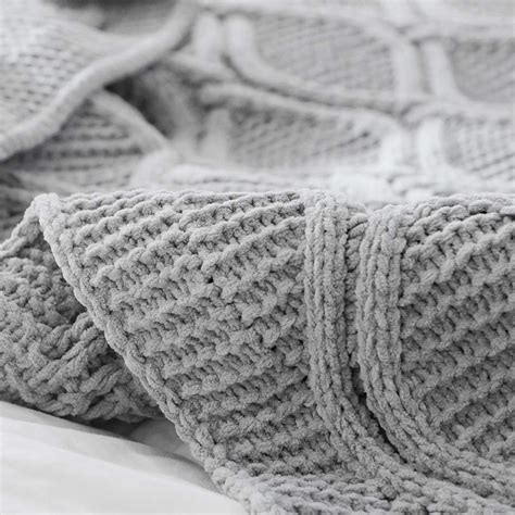 Soft Grey Pom Pom Throw Blanket - London Blankets