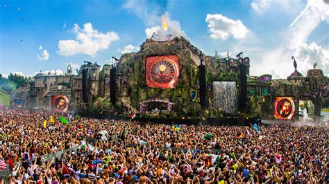 10 Things You Didn't Know About the TomorrowLand Festival | Complex