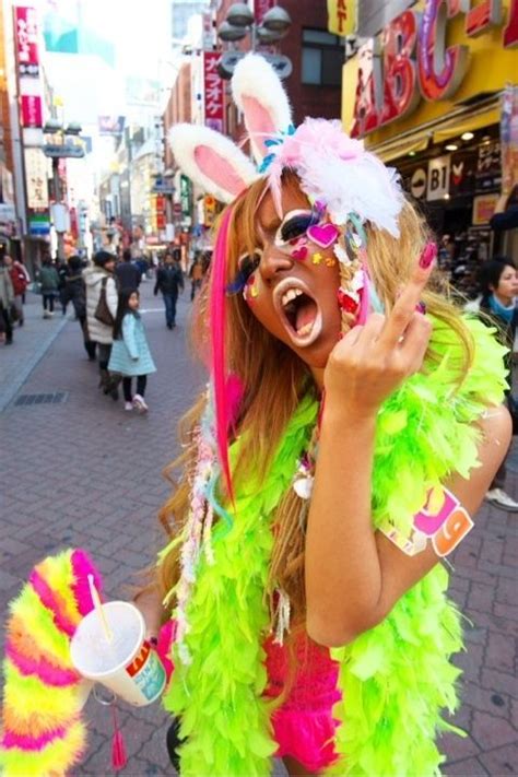 15 best Fashion: Ganguro images on Pinterest | Gyaru fashion, Japanese ...