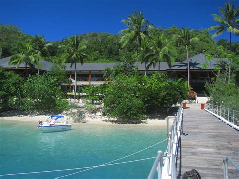 Fitzroy Island Resort | From the ferry jetty. | Flickr