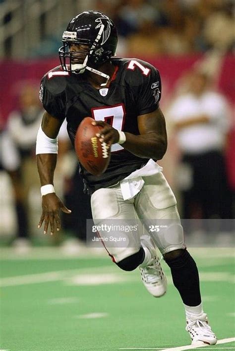 Michael Vick | Michael vick, Mike vick, Nfl highlights