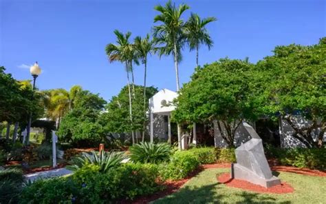 Hanley Center: Insurance, Amenities & Photos (West Palm Beach, Florida)