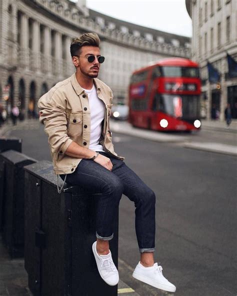 40 Cool White Sneakers Outfits for Men | Sneakers outfit men, White sneakers men, White sneakers ...