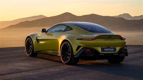 2025 Aston Martin Vantage facelift debuts with 656 hp V8 engine - The ...