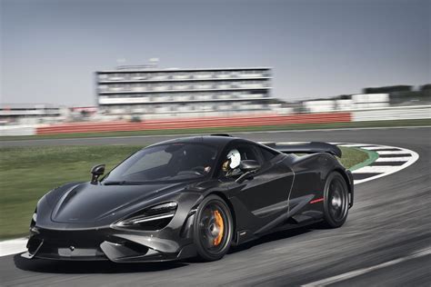 2021 McLaren 765LT In-Depth Review, Specifications, and Comparison