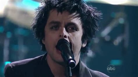 Green Day 21 Guns Live AMA 2009 - YouTube