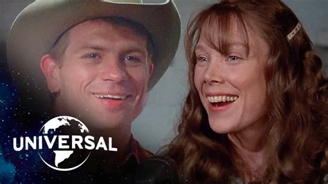 Coal Miner's Daughter | Oscar Winner Sissy Spacek as Loretta Lynn Sings ...