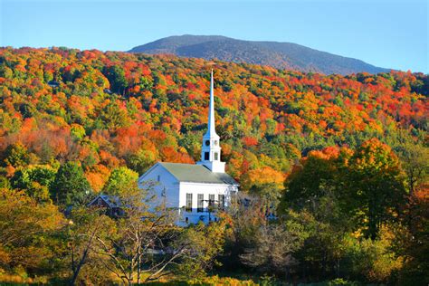 Vermont Fall Foliage: Autumn in Stowe, Vermont | Edson Hill