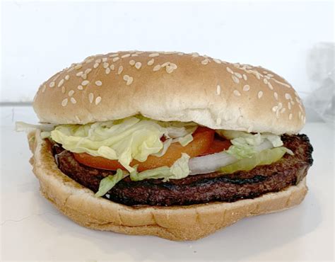 REVIEW: Burger King’s “Impossible Whopper,” deceptive and delicious – The College VOICE