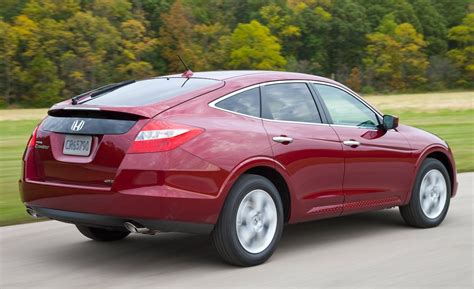 2010 Honda Accord Crosstour 4WD – Instrumented Test – Car and Driver