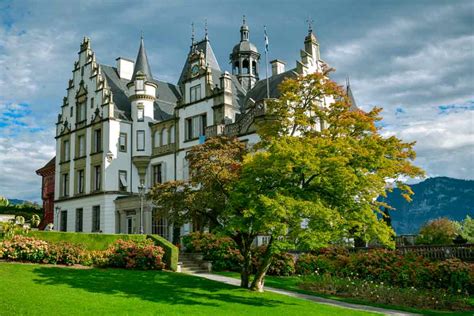 Best Castles in Switzerland - Historic European Castles