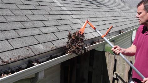 Common Roof Gutter Cleaning Mistakes: 8 You Should Avoid - EDM Chicago
