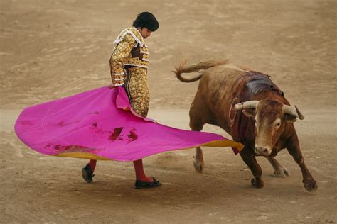 HISTORY of the Bullfights in Cuba. First and Last One. Photos. HISTORIA de las Corridas de Toros ...