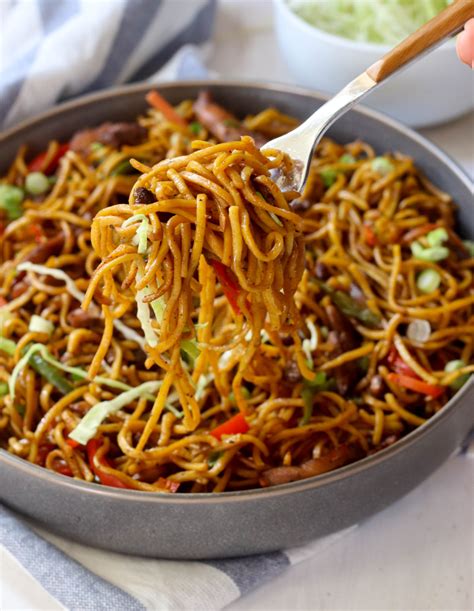 CHICKEN CHOW MEIN - Jehan Can Cook