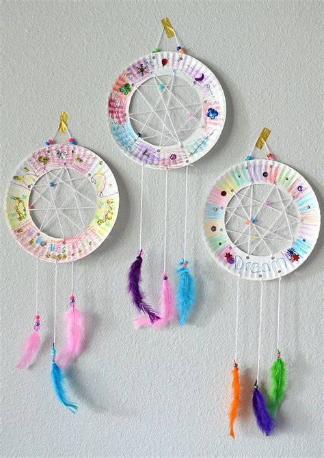 The BFG Paper Plate Dream Catchers Kids Craft The Suburban Mom | Crafts for kids, Crafts ...