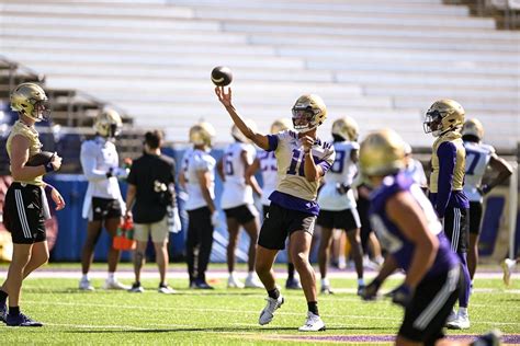 Washington Huskies 2023 Fall Camp Day 4 - Austin Mack Takes Center Stage