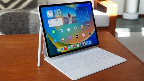 Apple iPad Pro 2022 Review: M2 Heart But Hover Steals The Show