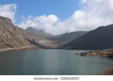 Very Beautiful Tsomgo Lake Sikkim India Stock Photo 2286262033 | Shutterstock