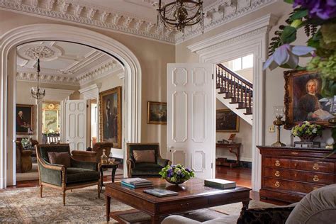 Southern Classic Mansion: Historic Charleston- Dk Decor | Slc interiors ...