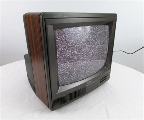 Vtg 13" RCA XL-100 Color CRT TV Model E13155WN Wood Grain W/ Manual ...