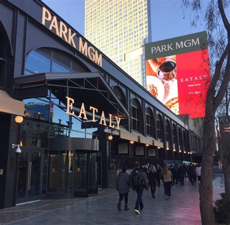 Eataly Las Vegas Review: Family-Friendly Italian Food Market on the ...