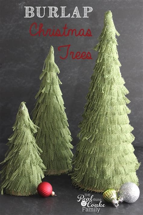 Christmas Crafts ~ Make your own adorable burlap Christmas trees