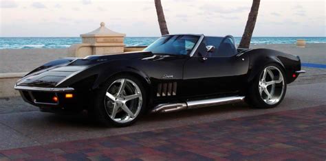 Corvette Brasil: Outro restomod C3 roadster