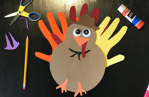 Bob Evans | Thanksgiving Hand Turkey Craft for Kids