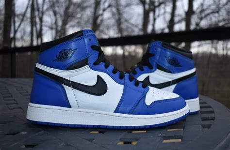 NIKE AIR JORDAN 1 RETRO HI OG GAME ROYAL-