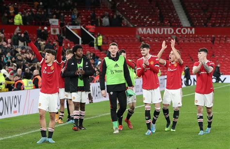 Nottingham Forest set up FA Youth Cup final against Manchester United