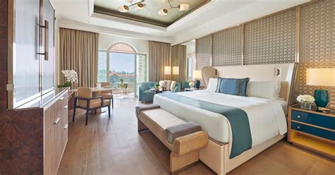 This Luxury Hotel in Abu Dhabi Has Vegan Rooms with All the Amenities ...