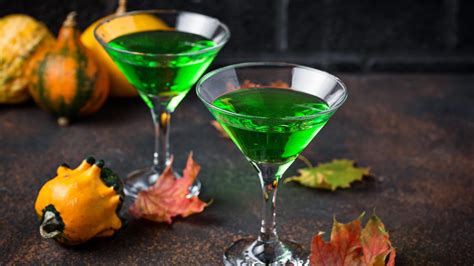 20+ Best And Tastiest Green Cocktails - Whimsy & Spice