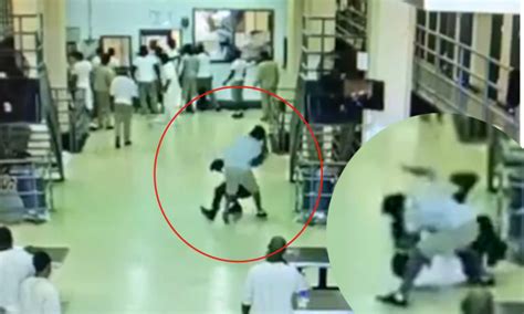 Three Inmates Brutally Assault Officer at Rikers Island Prison | The ...