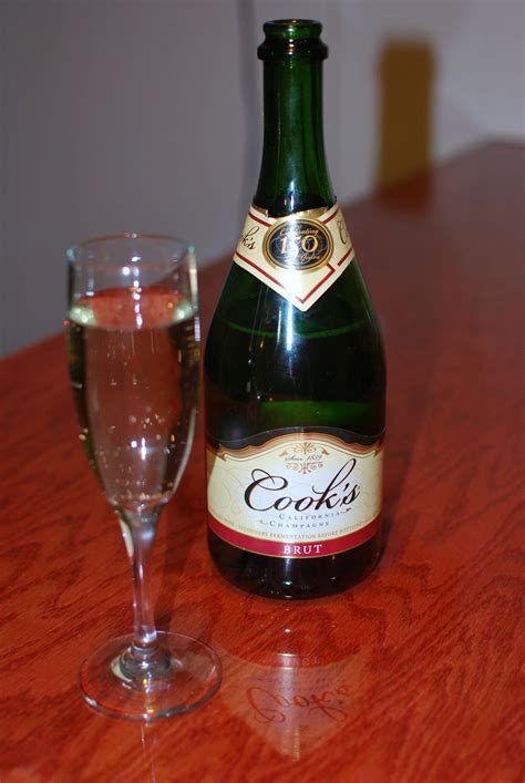 Champagne Taste Test - SavoryReviews