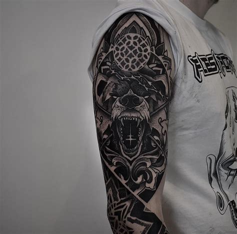 Pin on Bear Tattoos Design