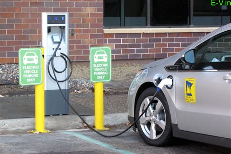 Karnataka govt proposes 20% subsidy on installation of EV charging ...