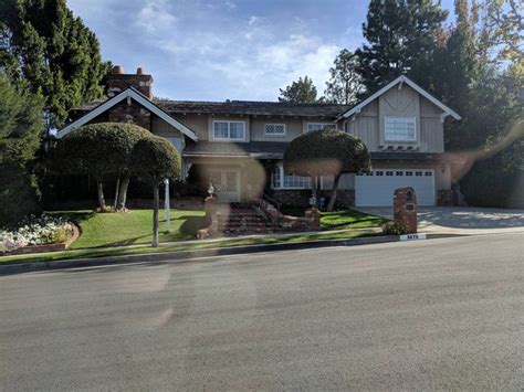 The Drake and Josh house is for sale in my neighborhood http://ift.tt ...