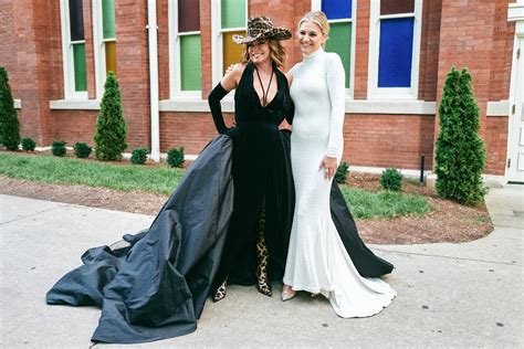 How Kelsea Ballerini Honored Shania Twain at the ACM Honors