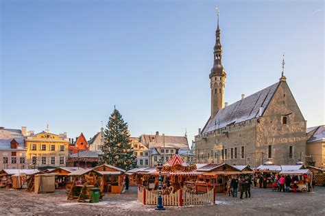 TALLINN PHOTO: Christmas Market In Tallinn