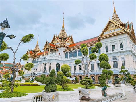 7 Most Famous Temples In Bangkok Every First-Time Visitor Should Go To