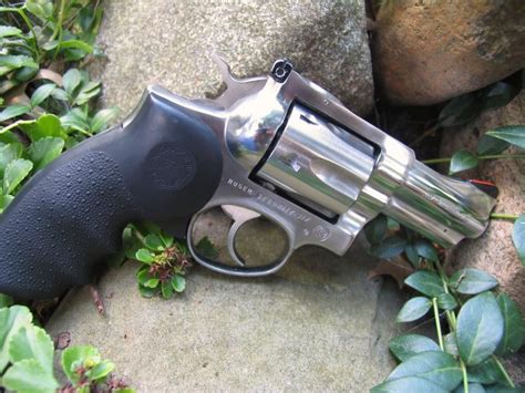 Ruger GP100 vs S&W Model 686 - Shooters Forum