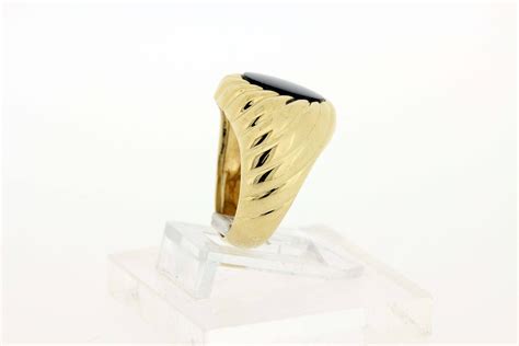 18K Yellow Gold Onyx Ring with Swirls - Timekeepersclayton