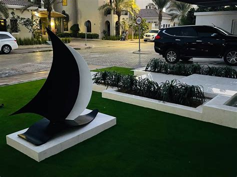 Palm Jumeirah Villa Project – Warriors Landscape