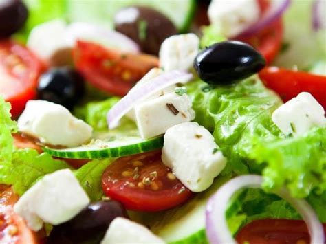 Ina Garten's Greek Salad - Foodgasm Recipes