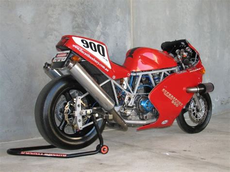 custom ducati 900ss in 2021 | Ducati 900ss, Ducati cafe racer, Cafe racer motorcycle