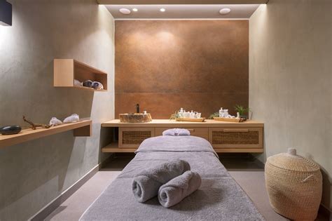 beautiful massage room #relaxation #spa | Massage room decor, Spa room ...