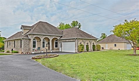 St Mary's County Custom Waterfront Home - Avenue MD