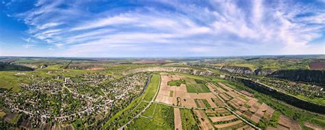 Free Photo | Aerial drone panoramic view of a nature in moldova